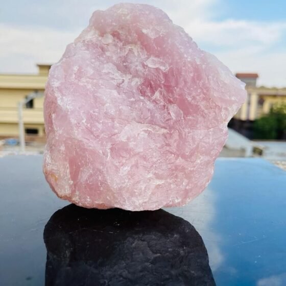Large Rose Quartz Rough Stone Handmade Crystal Home Office Decorative Geode 1