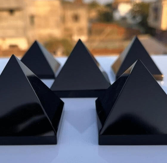 Black Tourmaline Crystal Pyramid Healing Crystals Home Decorative Pyramid Gift 1