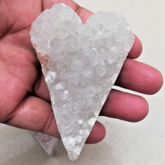 White Quartz Crystal Druzy Heart Geode Handmade Crystal Home Office Decorative 1