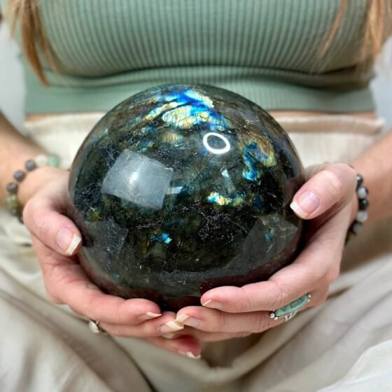 Large 146mm Madagascar Labradorite Sphere – Energy Protection Healing Crystal 1