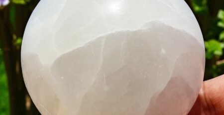 Large 85mm White Selenite Crystal Ball Quartz Healing Reiki Home Decor Sphere 3