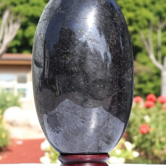 Large 190mm Ilmenite Magnetite Crystal Lingam Healing Crystal Home Decorative 1