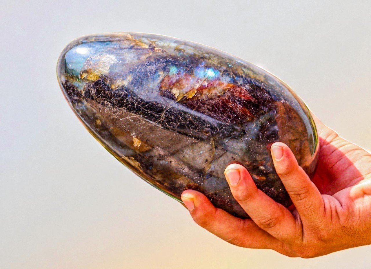 Large 110MM Labradorite Crystal Egg Healing Crystal Labradorite Stone Home Decor 1