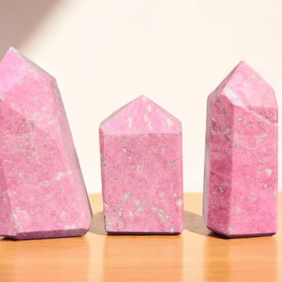 Natural Pink Thulite Rosaline Zoisite Crystal Raw Free Forms High QualityThulite 1