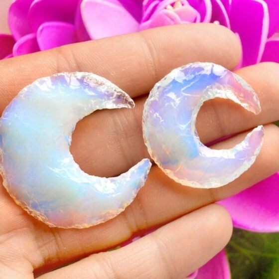 5Pcs Opalite Crystal Moons Crystal Carved Home Office Decorative Moons Gift 2